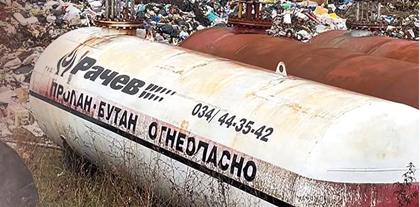 Разчистването трябва да тръгне от парламента